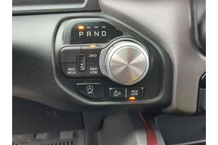 $34879 : Ram 1500 2019 4x4 Rebel 4dr image 9