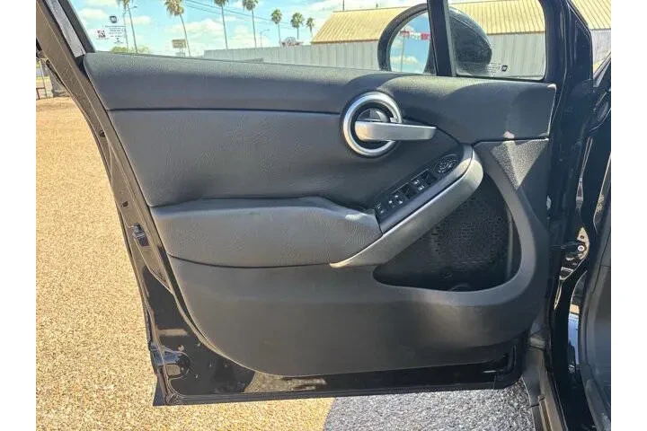 $15375 : 2018 FIAT 500X Trekking image 10