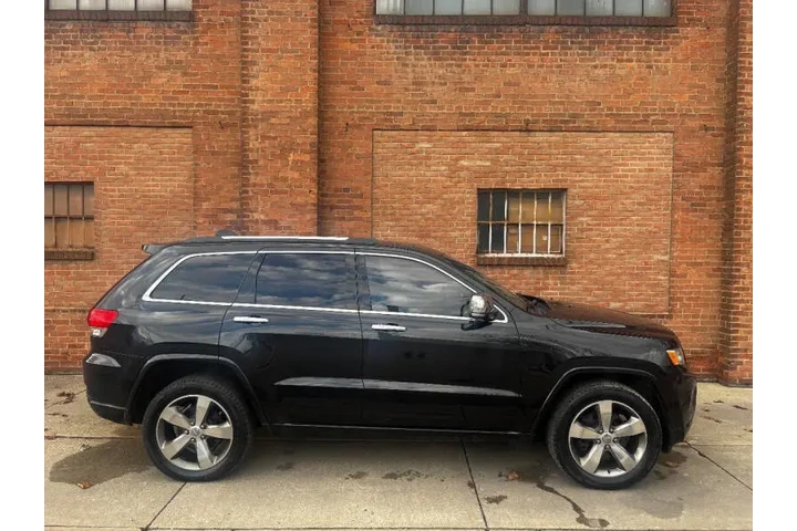 $12000 : 2015 Grand Cherokee Overland image 7