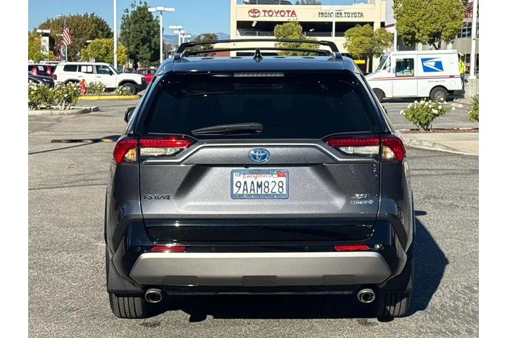 $32860 : Toyota RAV4 Hybrid 2022 AWD image 5