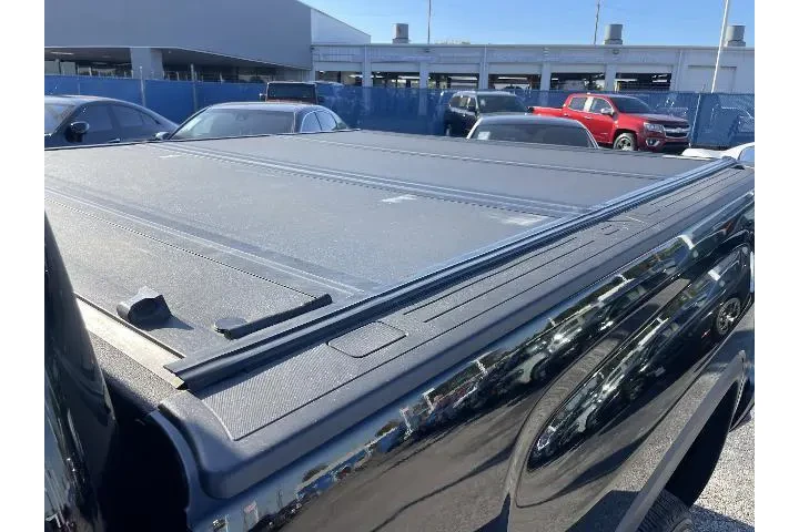 $26463 : GMC Sierra 1500 2018 4x4 SLT image 10