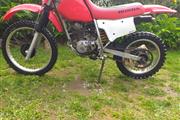 $2200 : HONDA XR 200R  AÑO 2002 thumbnail