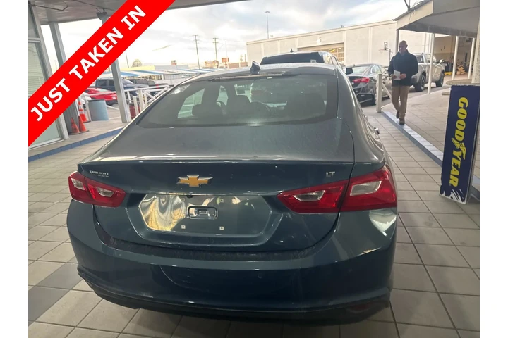 $19948 : Chevrolet Malibu 2025 LT 4dr image 6