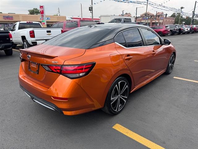 $24889 : 2020 Sentra SR CVT image 4