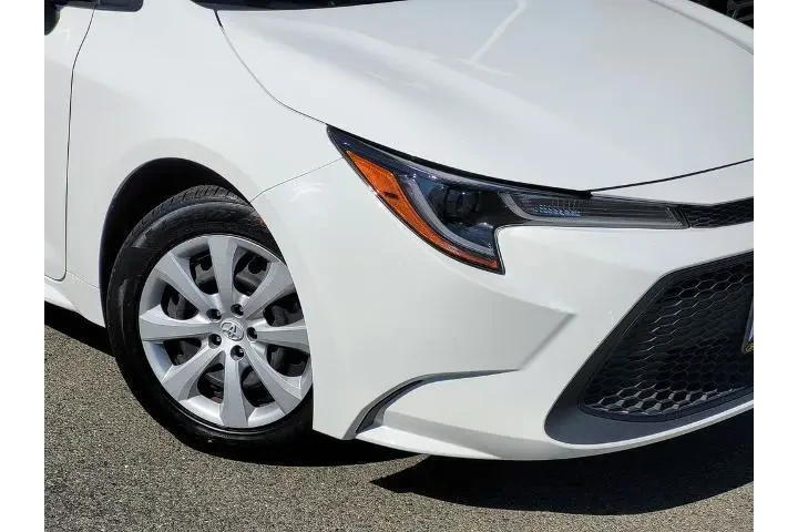 $20700 : Toyota Corolla 2022 LE 4dr S image 9
