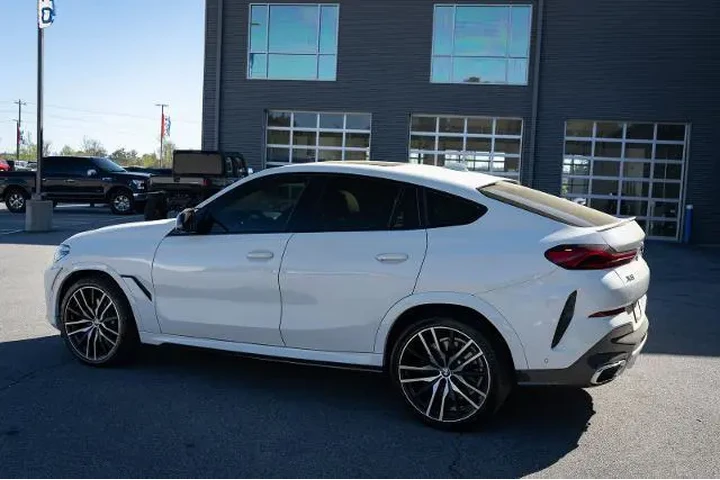 $38316 : BMW X6 2020 AWD xDrive40i 4d image 7