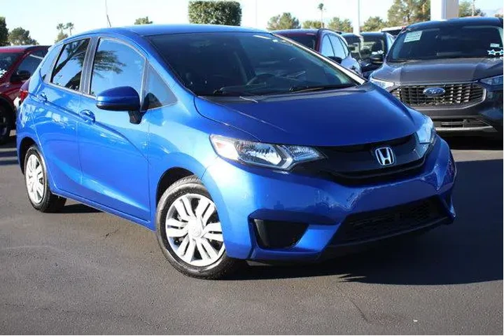 $15695 : Honda Fit 2017 LX 4dr Hatchb image 1