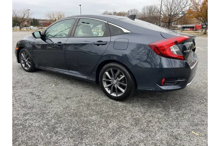 $16900 : 2021 Civic EX image 8