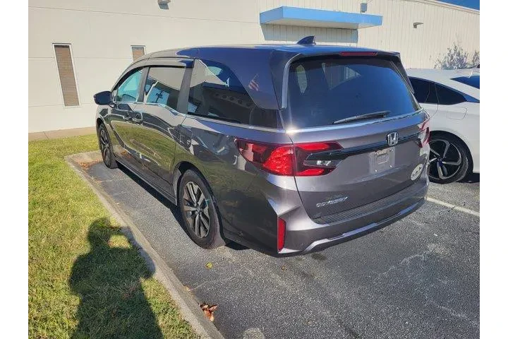 Honda Odyssey 2025 EX-L 4dr image 6