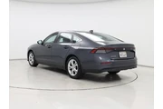 $24998 : Honda Accord 2024 LX 4dr Sed thumbnail