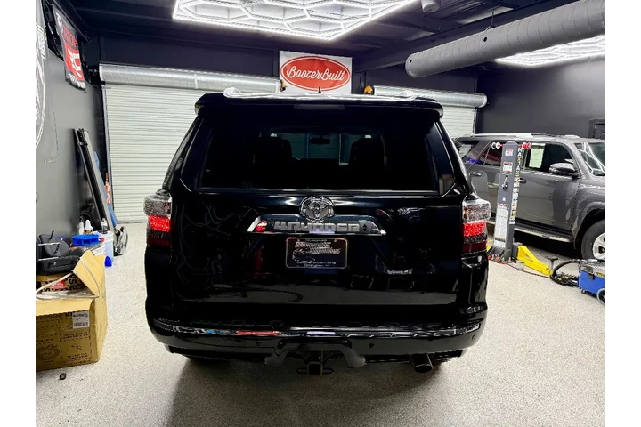 $17995 : 2016 4Runner image 4