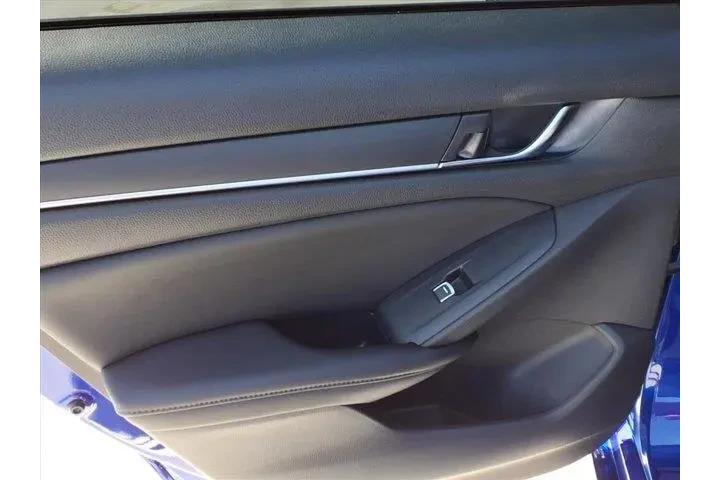 $25499 : Honda Accord 2022 Sport Spec image 8