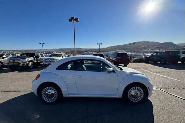 $15000 : Volkswagen Beetle 2014 1.8T image 6