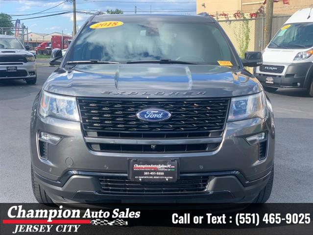 Used 2018 Explorer Sport 4WD image 6