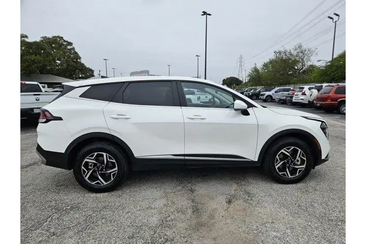 $21500 : Kia Sportage 2024 AWD LX 4dr image 2