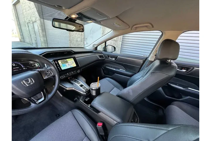 $23999 : 2021 Clarity Plug-In Hybrid image 8