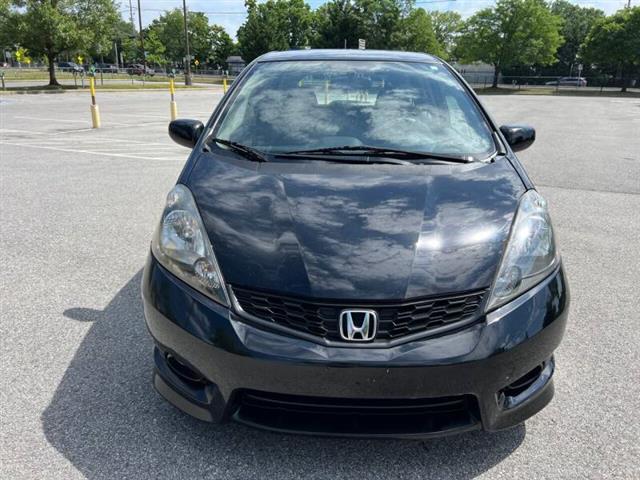 $8900 : 2013 Fit Sport image 4