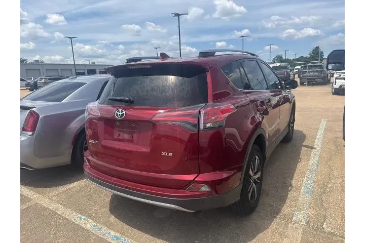 $20995 : Toyota RAV4 2018 XLE 4dr SUV image 9