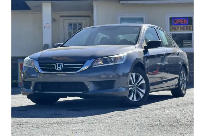 2015 Accord LX image 1
