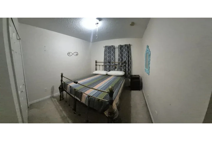 $650 : SE RENTA CUARTO image 3