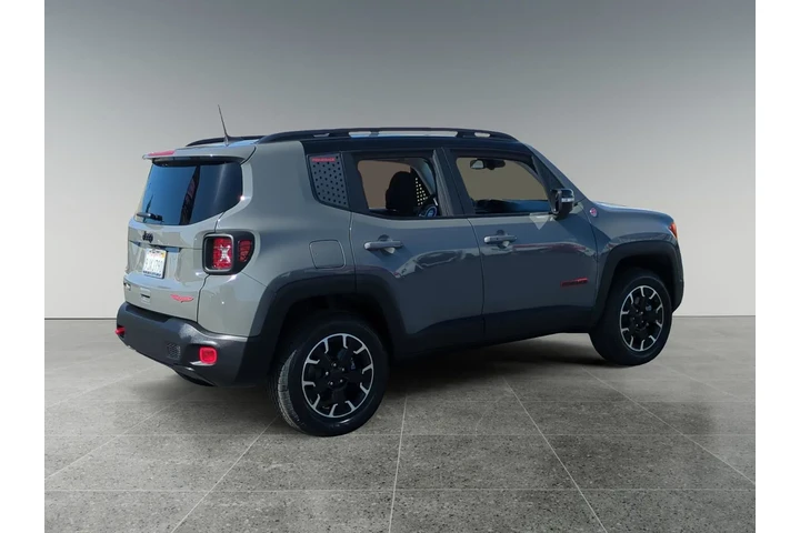 Jeep Renegade 2023 4x4 Trail image 5