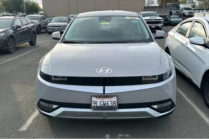 $23990 : Hyundai IONIQ 5 2024 SEL 4dr image 3