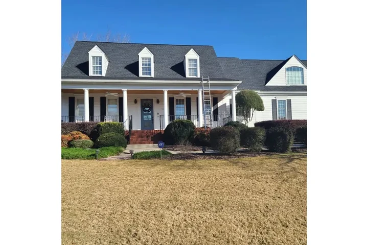 Gonzalez Roofing image 4