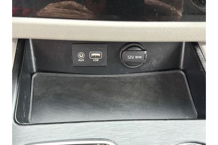 $19999 : Kia Sedona 2021 LX 4dr Mini- image 6