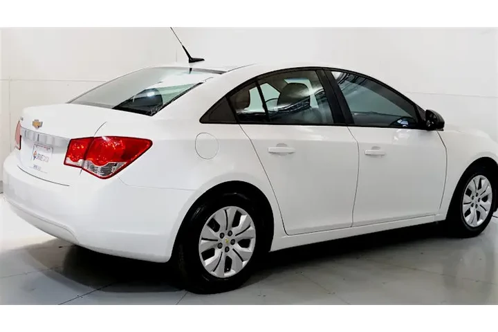 2015 Escape SE 4WD image 5