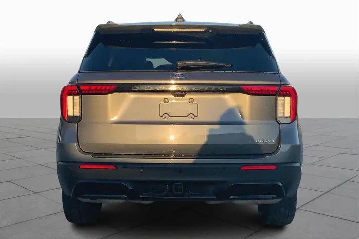 $39674 : Ford Explorer 2025 AWD ST-Li image 5