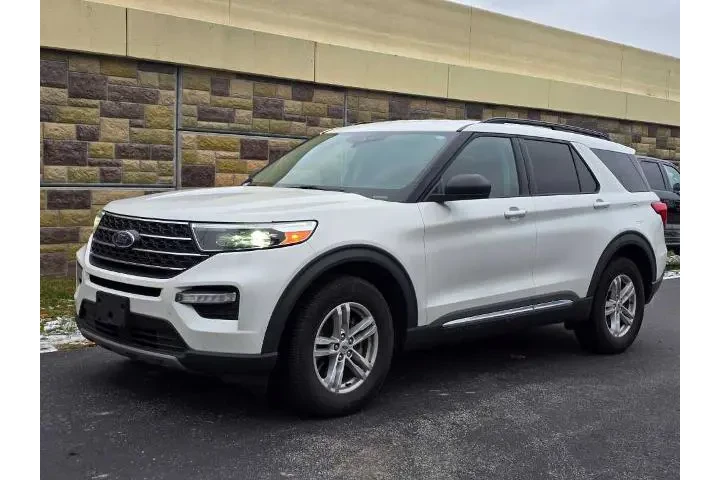 $18950 : Ford Explorer 2021 AWD XLT 4 image 7