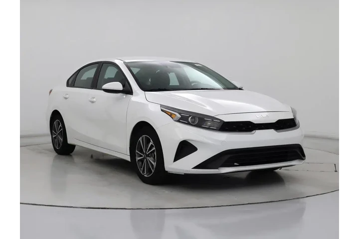 $15998 : Kia Forte 2023 LXS 4dr Sedan image 1