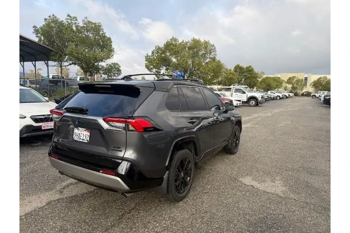 $35000 : Toyota RAV4 Hybrid 2023 AWD image 2