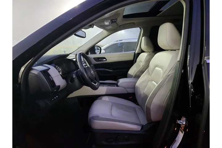 $29998 : Nissan Pathfinder 2022 SL 4d image 10