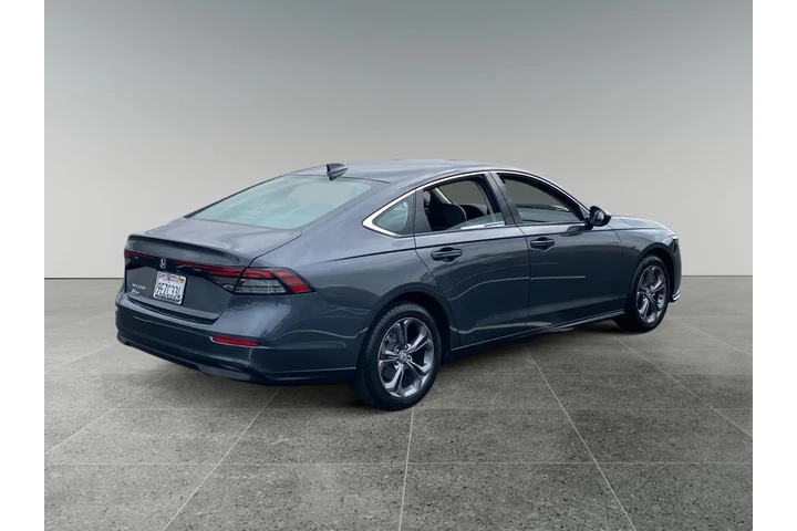 $27592 : Honda Accord 2023 image 5