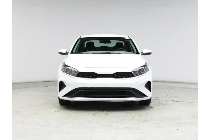 $19998 : Kia Forte 2024 LXS 4dr Sedan image 5