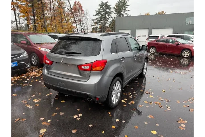$12499 : 2015 Outlander Sport image 4