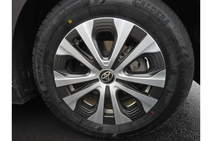 $26995 : Toyota Prius Prime 2022 XLE image 6