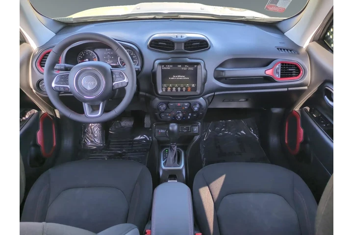 Jeep Renegade 2023 4x4 Trail image 10