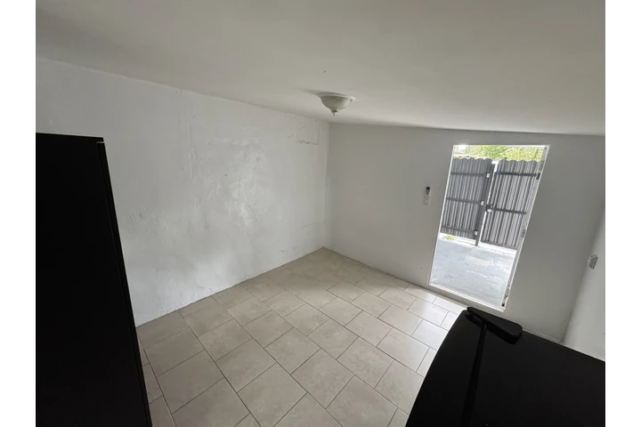 $1200 : Efficiency image 3