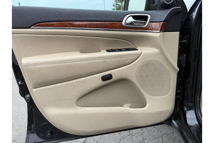 $10610 : Jeep Grand Cherokee 2012 4x4 image 9