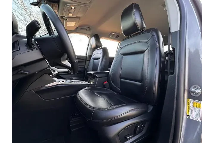 $28490 : Ford Explorer 2023 XLT 4dr S image 6