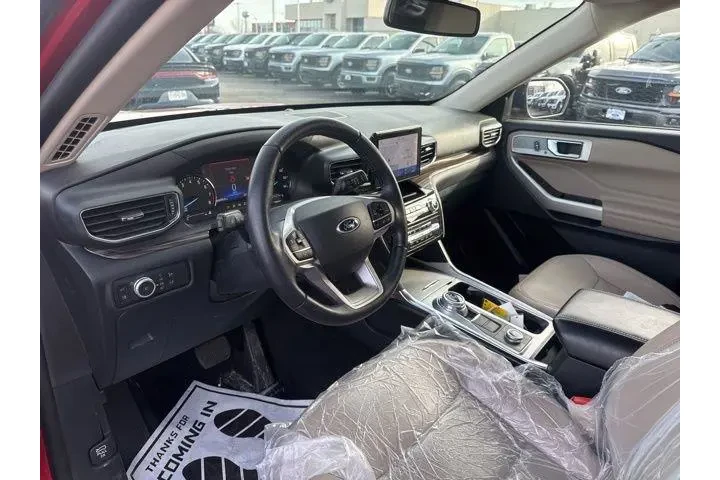 $27000 : Ford Explorer Hybrid 2021 AW image 9