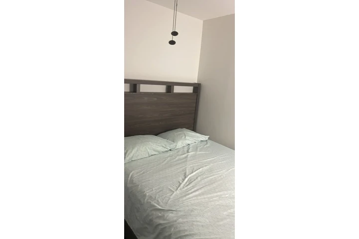 $950 : Habitación image 2