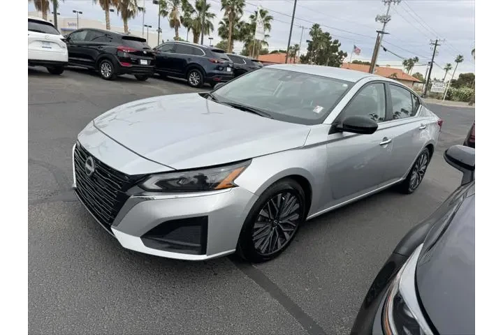 $21999 : Nissan Altima 2024 2.5 SV 4d image 1