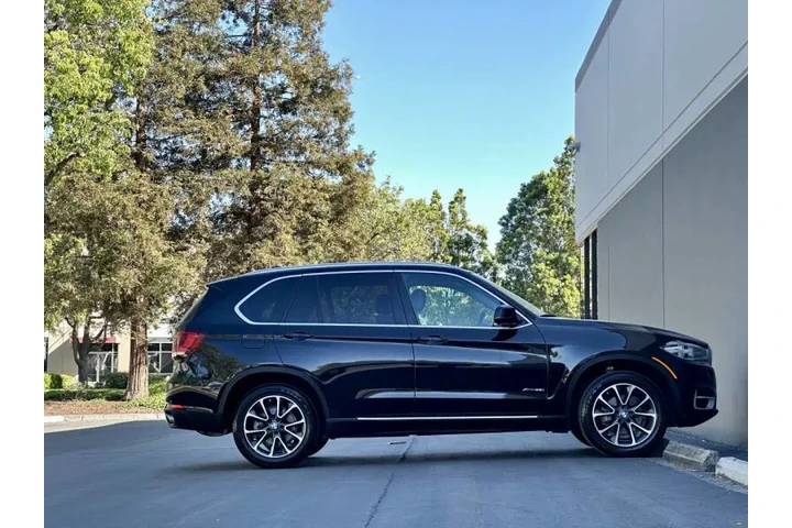 $14940 : 2016 X5 xDrive35i image 5