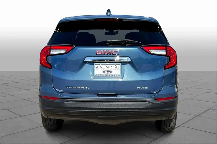 $20991 : GMC Terrain 2024 AWD SLE 4dr image 4