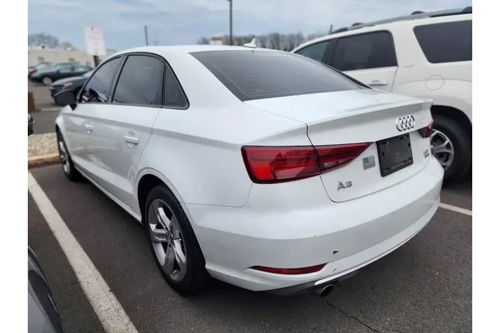 $13488 : Audi A3 2018 image 4