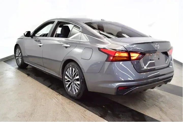 $20994 : Nissan Altima 2025 2.5 SV 4d image 5