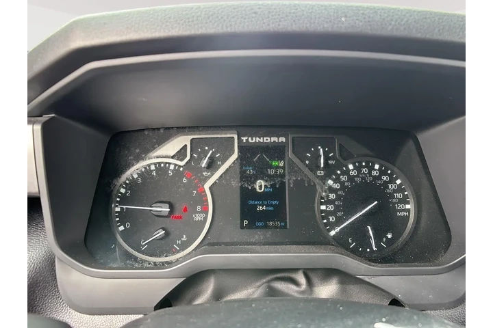 $40992 : 2022 Tundra SR5 image 3